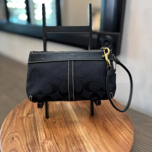 Coach Signature C Black Jacquard Wristlet Clutch — Detachable Strap, Zip-Top - Picture 7 of 9